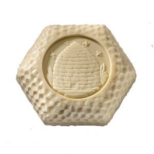 Baudelaire Goat's Milk Honey Soaps BEEHIVE DESIGN  SET OF 6 NEW IN BOX